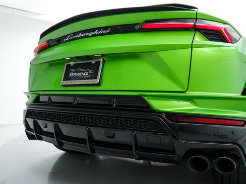 Used 2024 Lamborghini Urus S AWD/4WD image 13