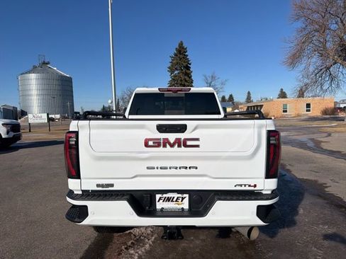 Used 2024 GMC Sierra 3500 AT4 w/ AT4 Premium Plus Package image 6