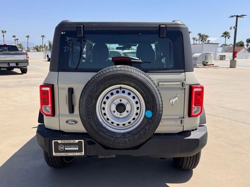 New 2026 Ford Bronco 2-Door AWD/4WD image 11