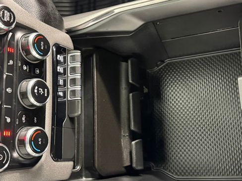 Used 2022 RAM 1500 Big Horn w/ Built-to-serve Edition AWD/4WD image 30