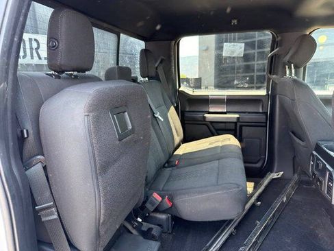 Used 2018 Ford F150 XLT w/ Equipment Group 302A Luxury AWD/4WD image 11