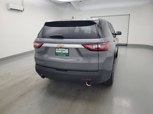 Used 2018 Chevrolet Traverse LS FWD image 7
