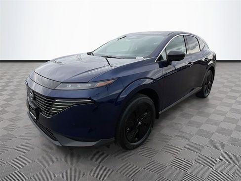 New 2025 Nissan Murano SV image 3