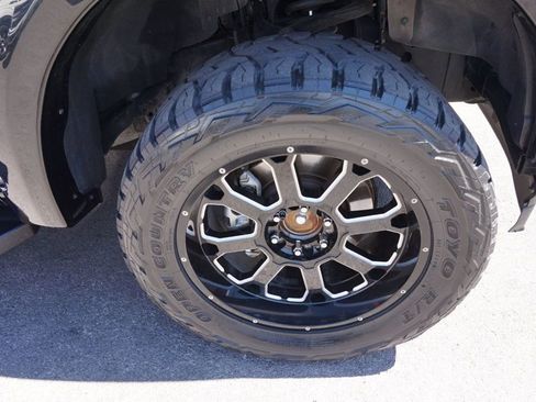 Used 2018 Ford F150 Lariat image 15