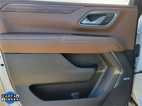Used 2021 Chevrolet Suburban High Country image 10
