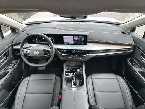 Certified 2025 Nissan Murano SL w/ Cargo Package AWD/4WD image 27