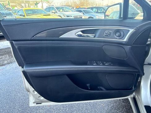 Used 2017 Lincoln MKZ Reserve w/ Drivers Package image 9