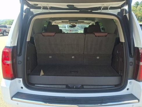 Used 2015 Chevrolet Tahoe LTZ AWD/4WD image 30