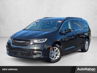 Used 2022 Chrysler Pacifica Touring-L