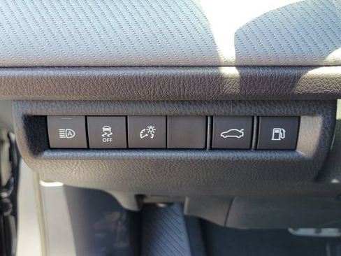 New 2026 Toyota Camry Hybrid FWD image 15