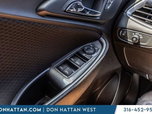 Used 2023 Chevrolet Malibu LT FWD image 13