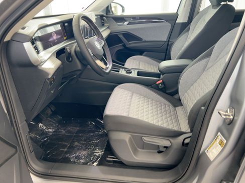 New 2026 Volkswagen Tiguan S image 5