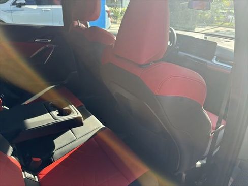 Used 2023 BMW X1 xDrive28i image 18