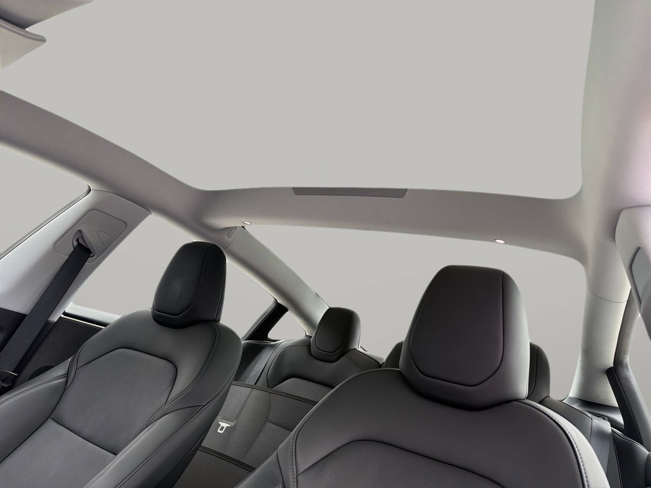 Used 2025 Tesla Model 3 RWD image 19