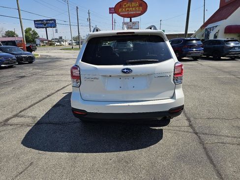 Used 2018 Subaru Forester 2.5i Premium w/ All-Weather Package AWD/4WD image 7