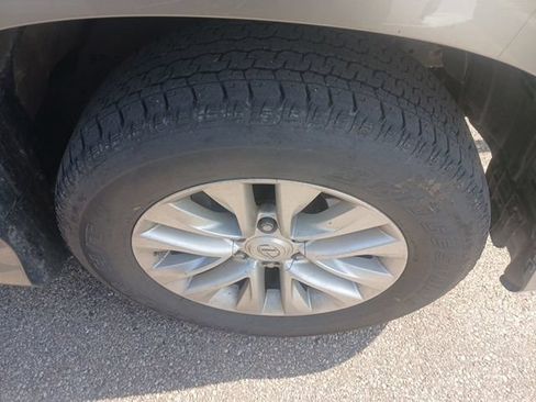 Used 2023 Lexus GX 460 Premium w/ Premium Package AWD/4WD image 6