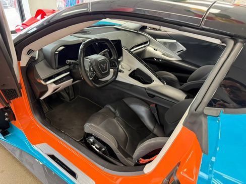 Used 2024 Chevrolet Corvette Stingray Premium Conv w/ 3LT image 39