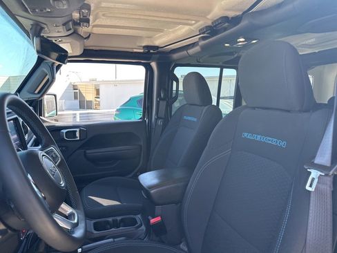 Used 2023 Jeep Wrangler Unlimited Rubicon 4xe AWD/4WD image 9