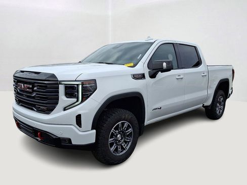 Used 2025 GMC Sierra 1500 AT4 AWD/4WD image 3