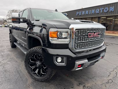Used 2019 GMC Sierra 2500 Denali w/ Duramax Plus Package