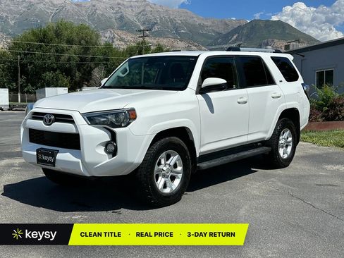 Used 2020 Toyota 4Runner SR5 AWD/4WD image 1