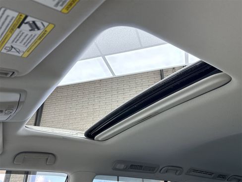 Used 2017 Nissan Armada Platinum w/ Captain Seat Package image 40