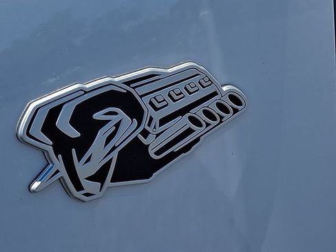 New 2026 RAM 1500 Laramie AWD/4WD image 17