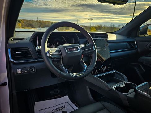 New 2026 GMC Terrain AT4 w/ Convenience Package III image 44