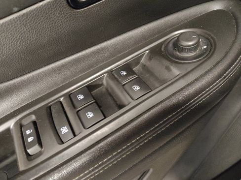 Used 2018 Buick Encore Preferred image 27