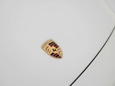 Used 2024 Porsche 911 Targa 4 w/ Premium Package image 15