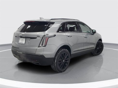New 2026 Cadillac XT5 Sportv w/ LPO, Onyx Lite Package image 3