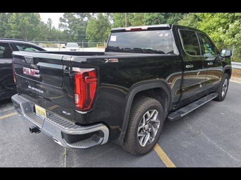 Used 2026 GMC Sierra 1500 SLT w/ SLT Premium Package AWD/4WD image 4