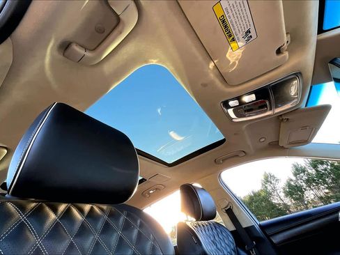 Used 2023 Genesis GV80 3.5T w/ Prestige Matte Package image 13