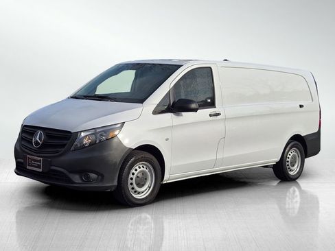 Used 2023 Mercedes-Benz Metris image 8