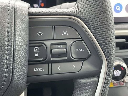 Used 2024 Toyota Tacoma Limited w/ Limited Package (LT) AWD/4WD image 12