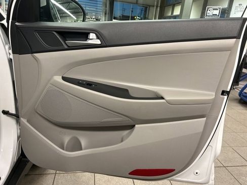 Used 2019 Hyundai Tucson SE image 26