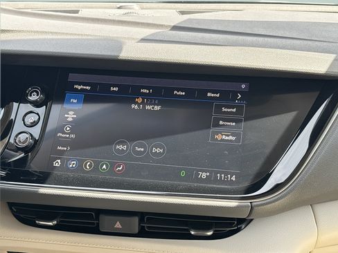 Used 2021 Buick Envision Avenir w/ Technology Package II AWD/4WD image 24