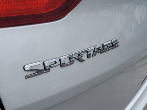 Used 2018 Kia Sportage EX w/ EX Premium Package image 7