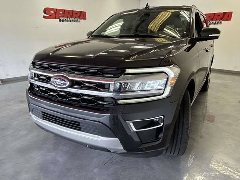 Used 2024 Ford Expedition Limited RWD image 7