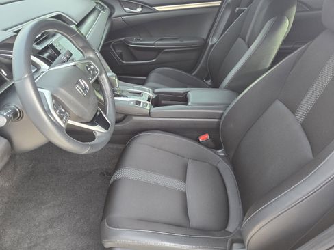 Used 2020 Honda Civic Sport image 9