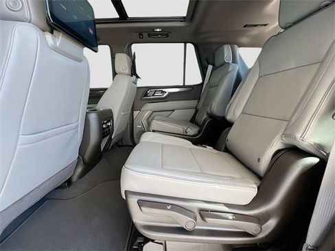 New 2026 GMC Yukon Elevation w/ Elevation Premium Package image 17