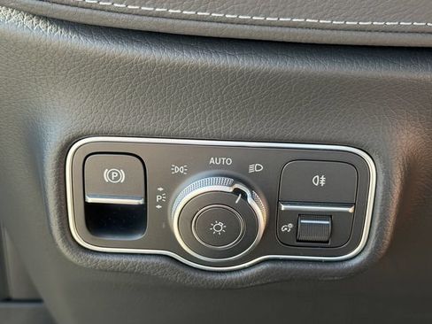 Used 2025 Mercedes-Benz G 63 AMG 4MATIC image 27