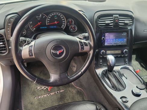 Used 2010 Chevrolet Corvette Coupe w/ Preferred Equipment Group image 28