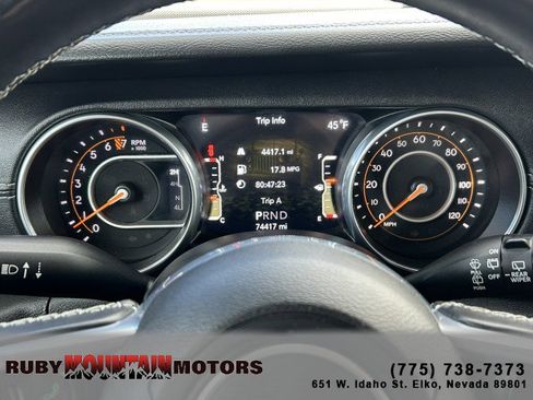 Used 2018 Jeep Wrangler Unlimited Sahara w/ Cold Weather Group image 16