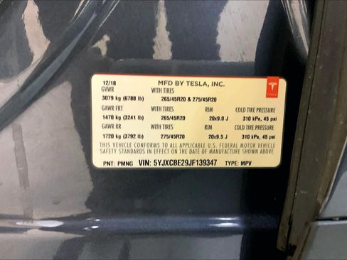 Used 2018 Tesla Model X 75D image 36