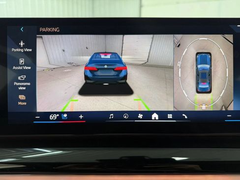 Used 2025 BMW i5 xDrive40 w/ Executive Package AWD/4WD image 29