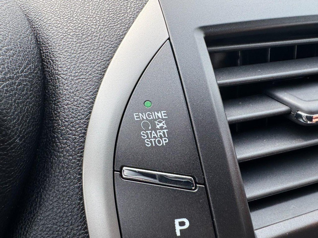 Used 2017 Lincoln MKC Reserve FWD image 23