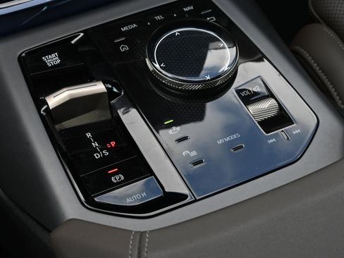 Certified 2025 BMW X3 xDrive30i w/ Premium Package image 21