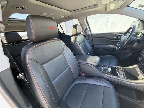 Used 2022 GMC Acadia AT4 w/ Preferred Package image 17