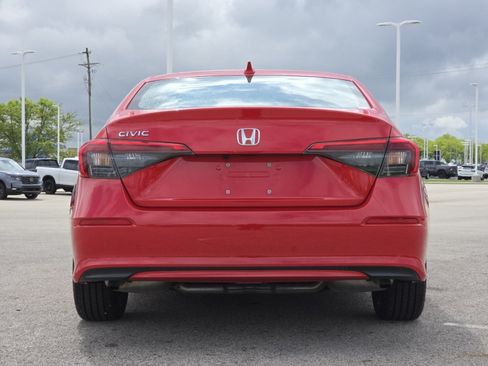 Used 2024 Honda Civic EX image 17
